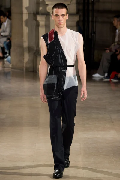 Look 26